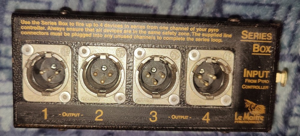 Le Maitre Pyrotechnics Series Box 4 Way Splitter