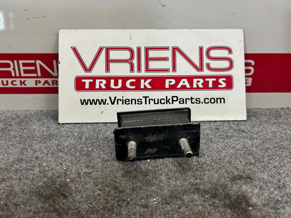 FREIGHTLINER 05-19338-000 M2 ISOLATOR