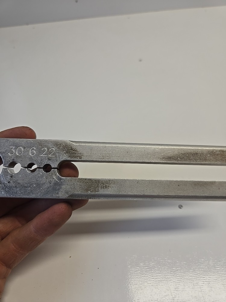 Davidson Bullet Puller, Plier Style, .30, 6MM and 22 Caliber.