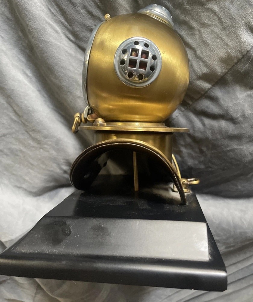 Bey-Berk Copper & Brass Divers Helmet Clock
