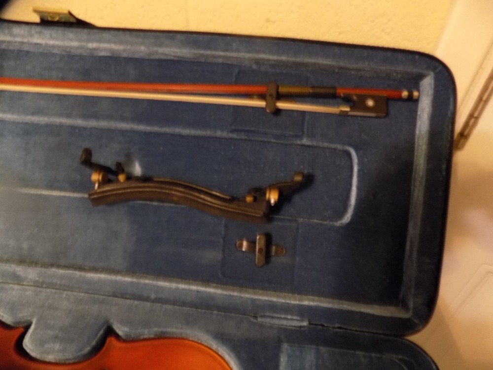 CARLOS MICELLI 4/4 VIOLIN 1891 REMAKE, WITH CASE & BOW, NICE