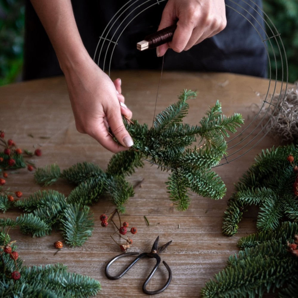 2 Pcs Wreath Accessories Making Kits Artificial Floral Hoop Decor Hoops