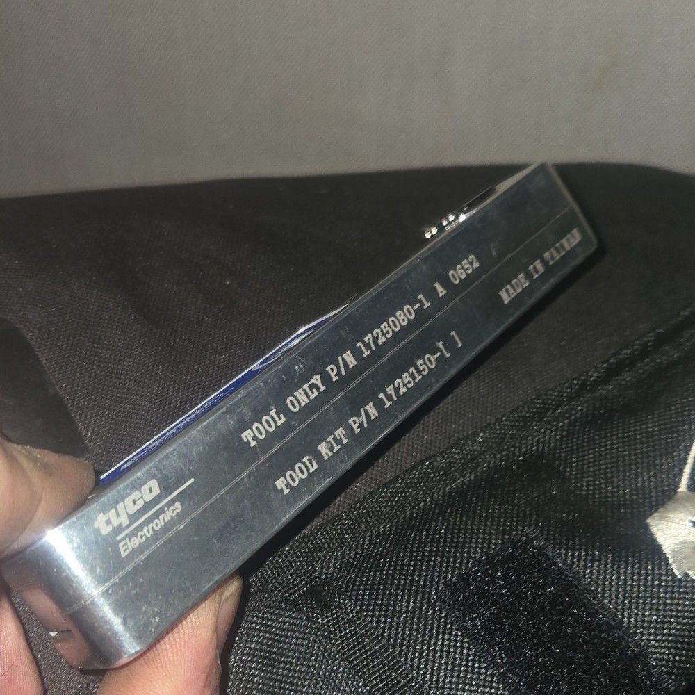 Tyco Electronics AMP Netconnect Hand Crimper Tool 1725150-1 Black Sheath