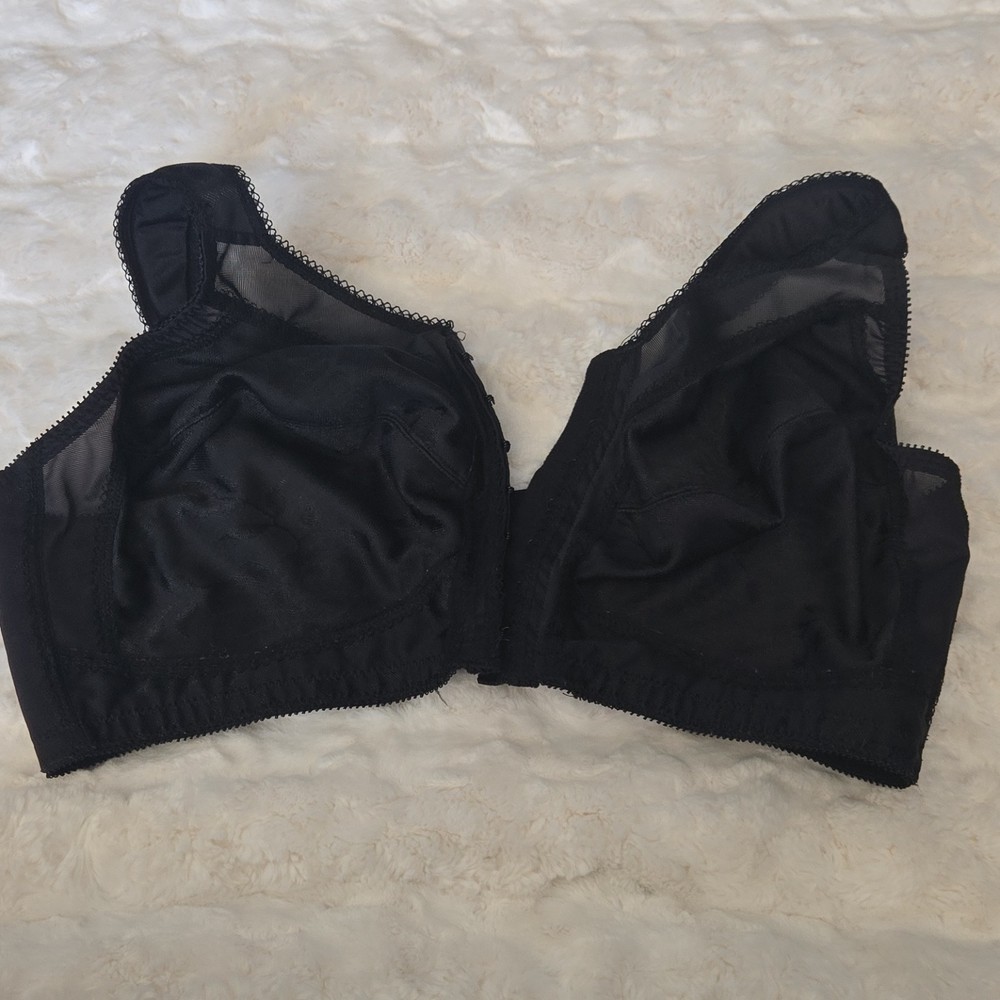 Playtex Minimizer Bra 4695 Black 42DD Wireless Full Coverage Adjustable Straps