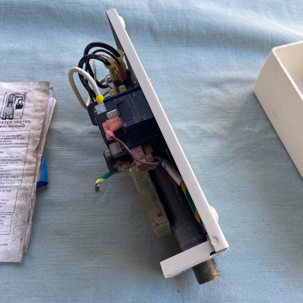 Eemax EX90T-ML Thermostatic Mini Hot Water Heater Tankless Made USA 240V Unused