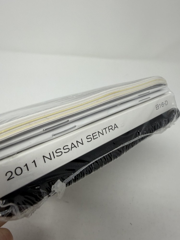 2011 Nissan Sentra Owner's Manual Set