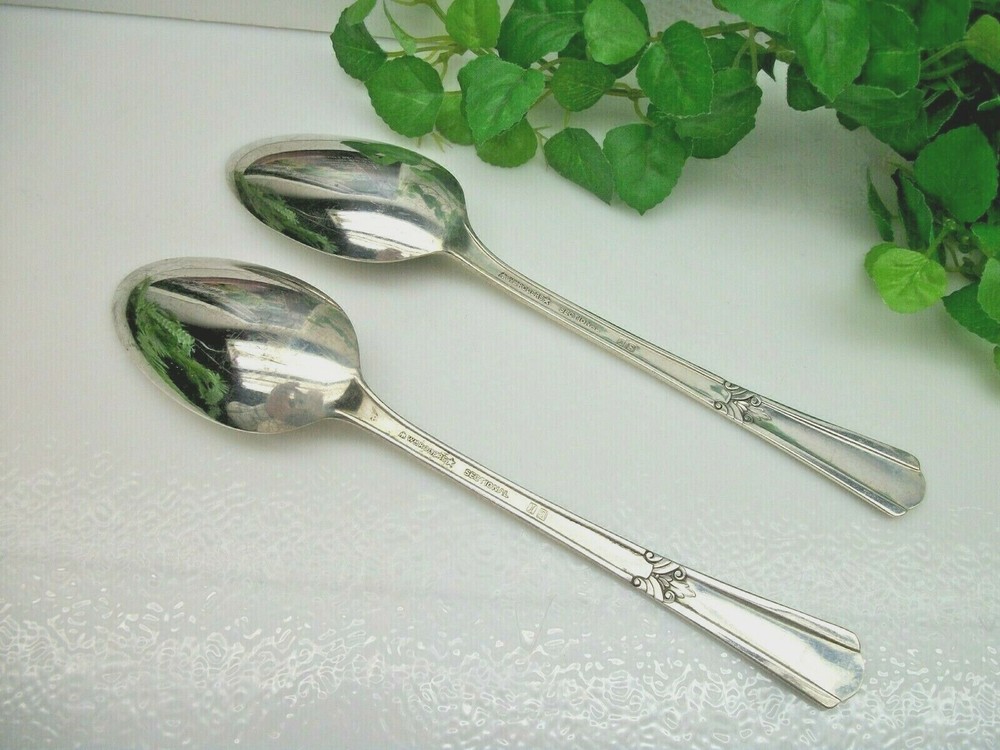 2 International Rogers ROYAL PAGEANT Silverplate Solid Serving Spoons 1937