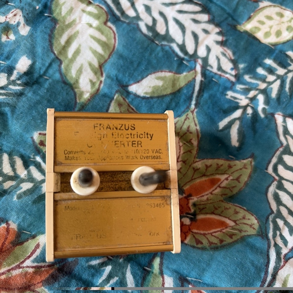 VINTAGE FRANZUS ELECTRICAL CONVERTER