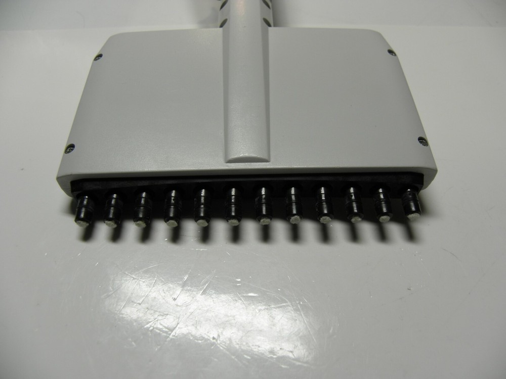 BIOHIT Proline 5-100micro liter 12-channel