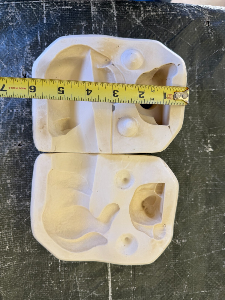 VINTAGE SCIOTO CERAMIC MOLD #S-2458 SMALL PUPPY SHELF SLEEPER