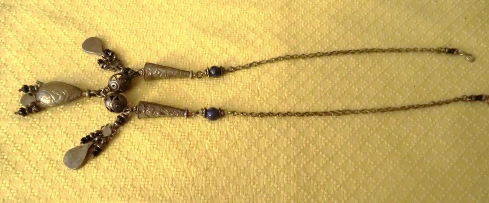 AFGHANI LAPIS LAZULI NECKLACE - DELICATE DESIGN