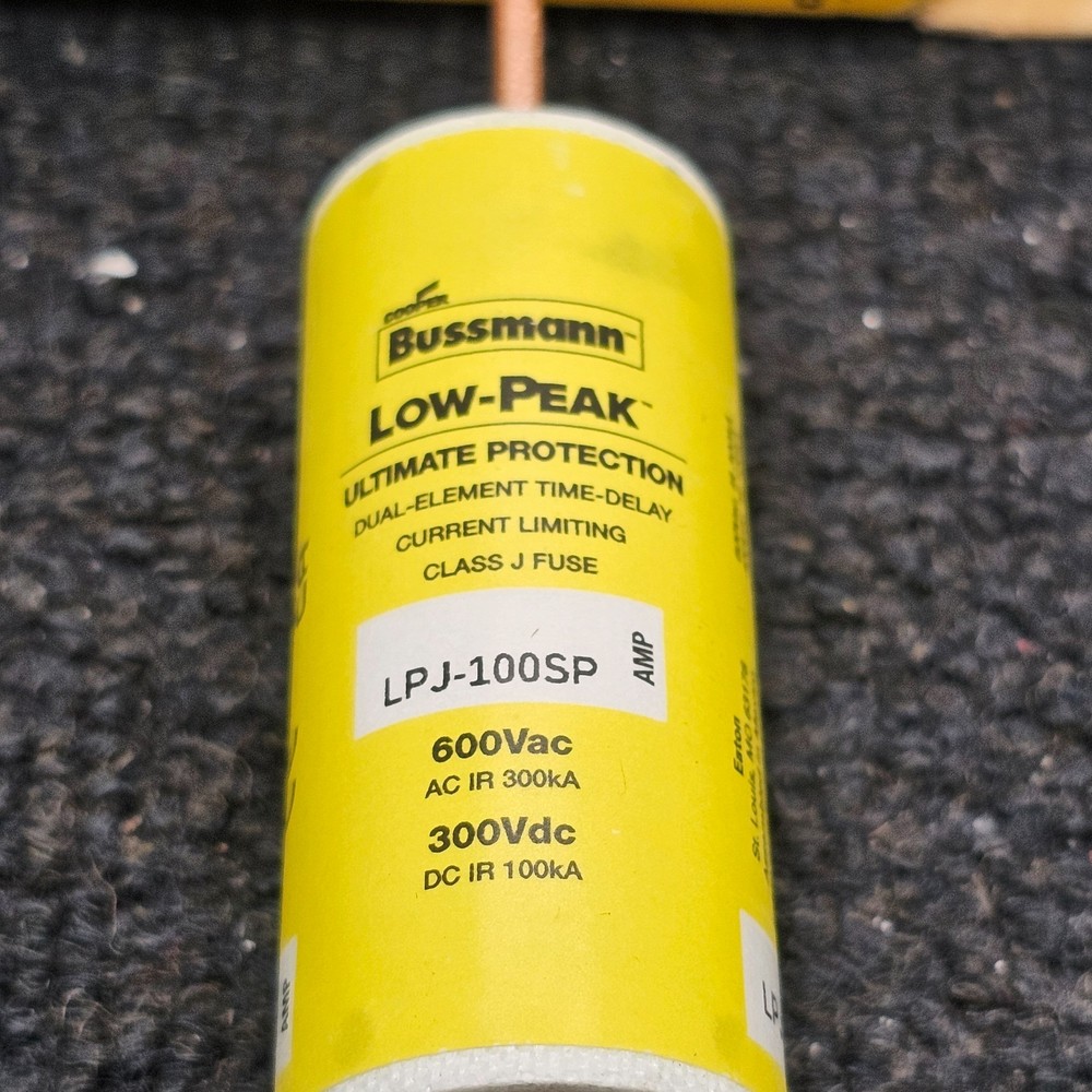 Cooper Bussmann LPJ-100SP: Dual Element Time-Delay Current Limiting Class J Fuse