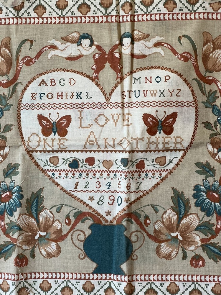 Pillow Making Fabric 2 Sets Folksy Cottage Heart Preowned
