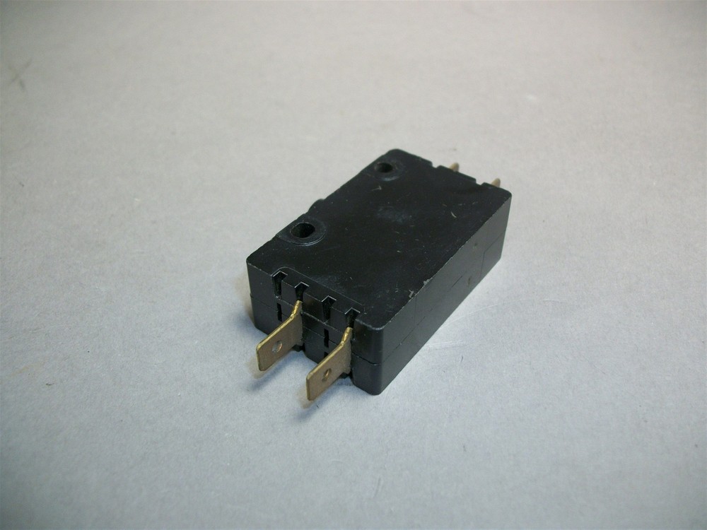 Lot of 5 Micro Switch Cherry E19-01A DPDT Switch