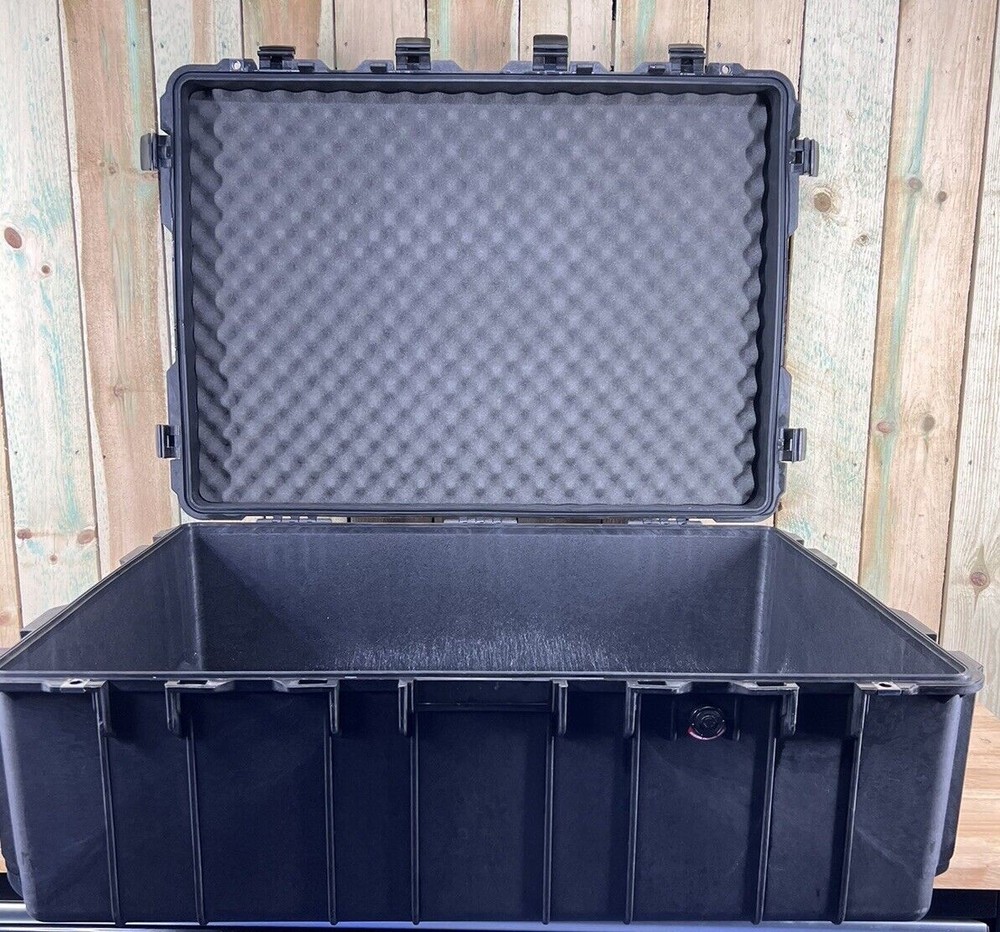 Pelican 1730 Protector Large Waterproof Transport Storage Case Rolling