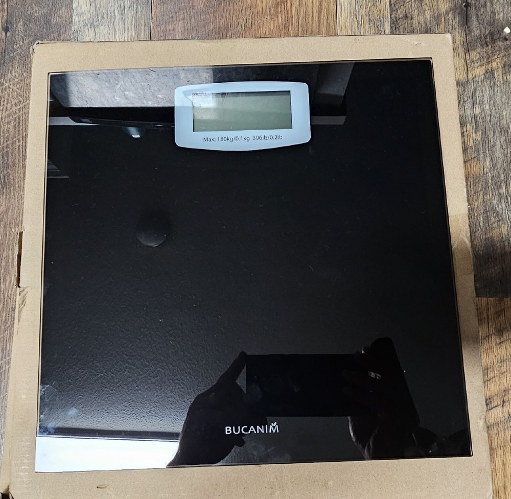 Bucanim Digital Bathroom Scale Model B-BG450