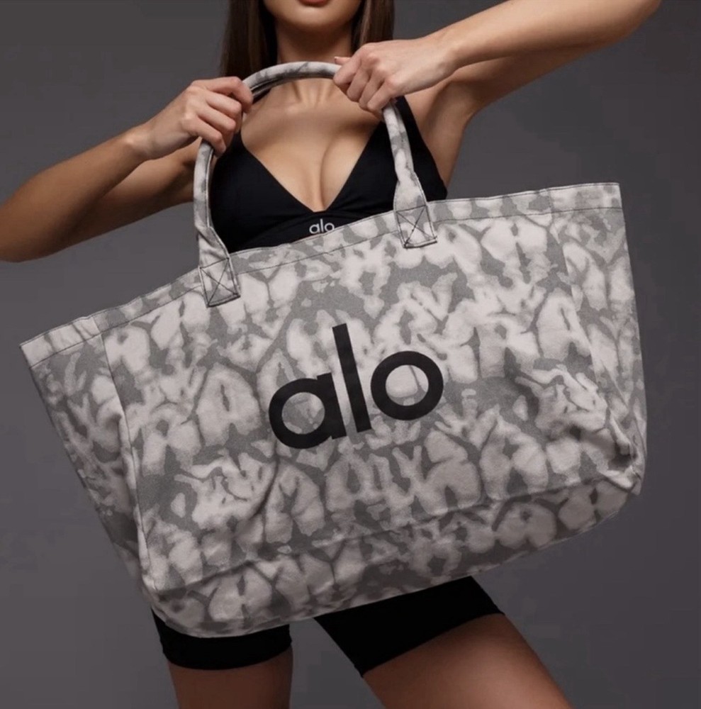 NEW Authentic Alo Black Logo Gray Patterned Large Tote Bag