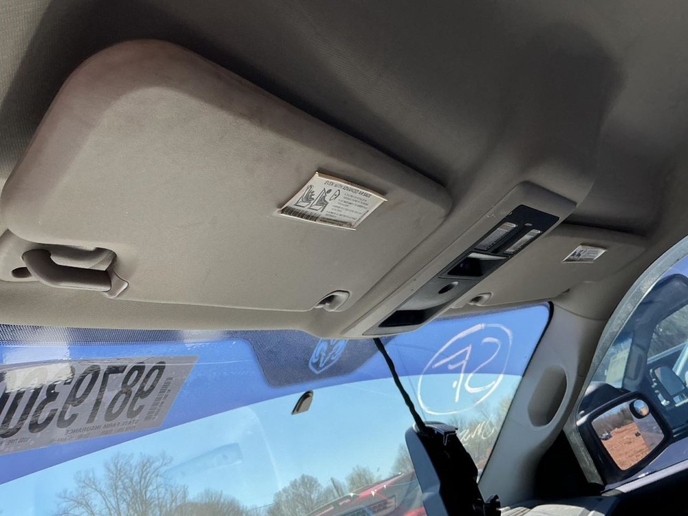 TDODR1500 2010 Glove Box 4996419