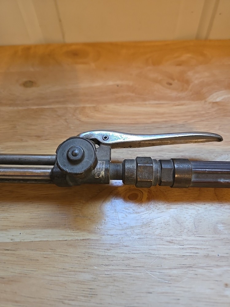 victor cutting Torch # WH-260 C