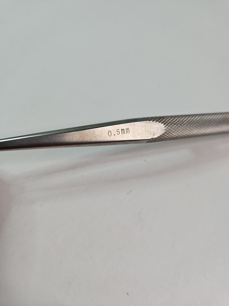 V Mueller Bipolar Forceps, 0.5mm, Turned Out