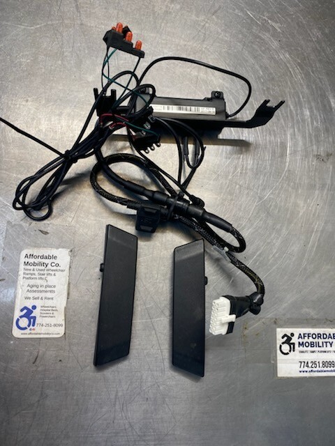 Quantum Edge Power Chair Fender Light Kit - A1