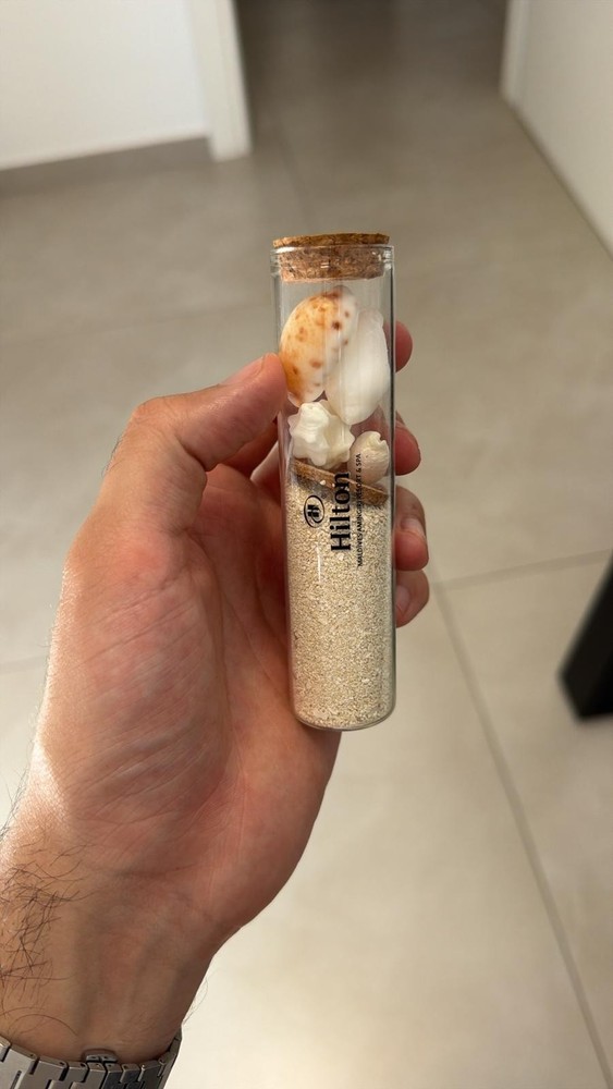 sand from maldivies memory