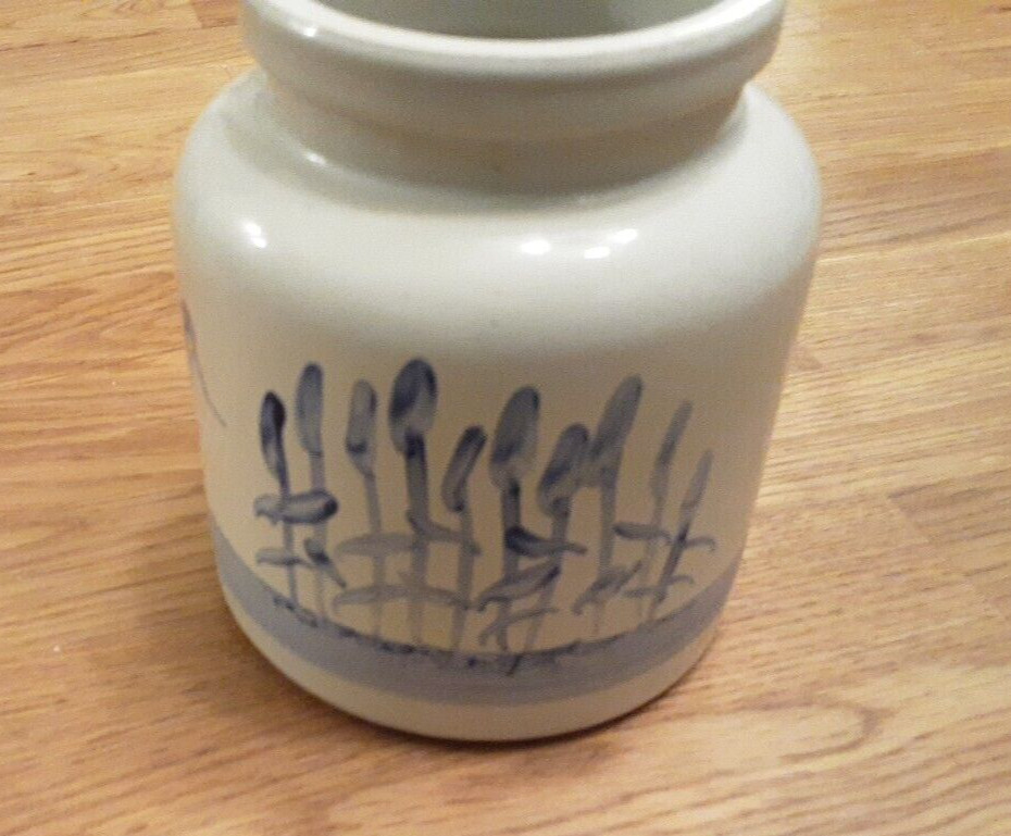 Hand Painted Pot With Stork pictures