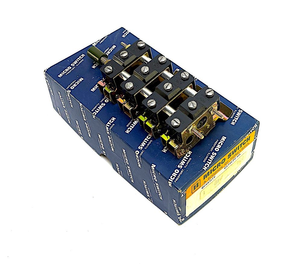 Micro Switch 8AS47 Rotary Cam Switch (New)