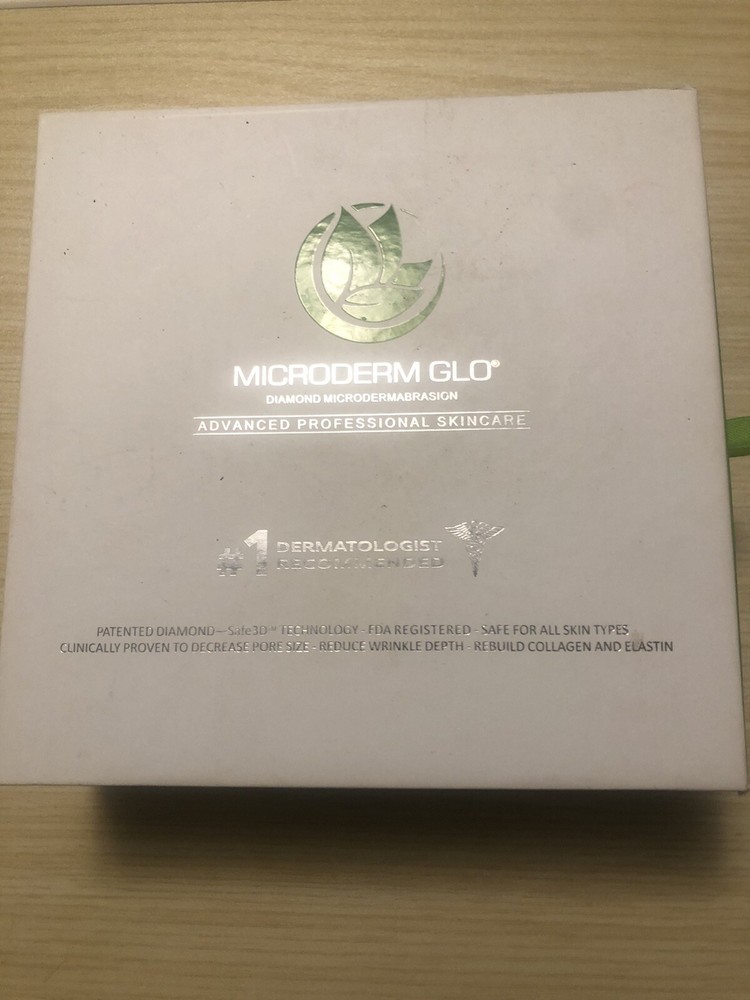 Microderm GLO Diamond Microdermabrasion Machine and Suction Tool