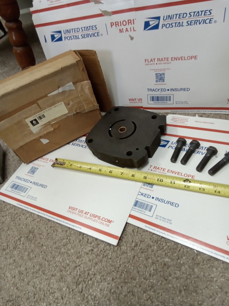 Hydrep compressor cylinder head 141331 / 50090 15 NEW , C4