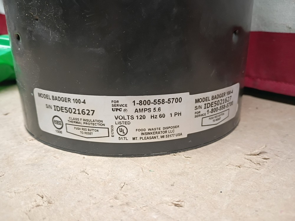 Insinkerator Badger 100, Garbage Disposal 1/3 Hp, OPEN BOX,