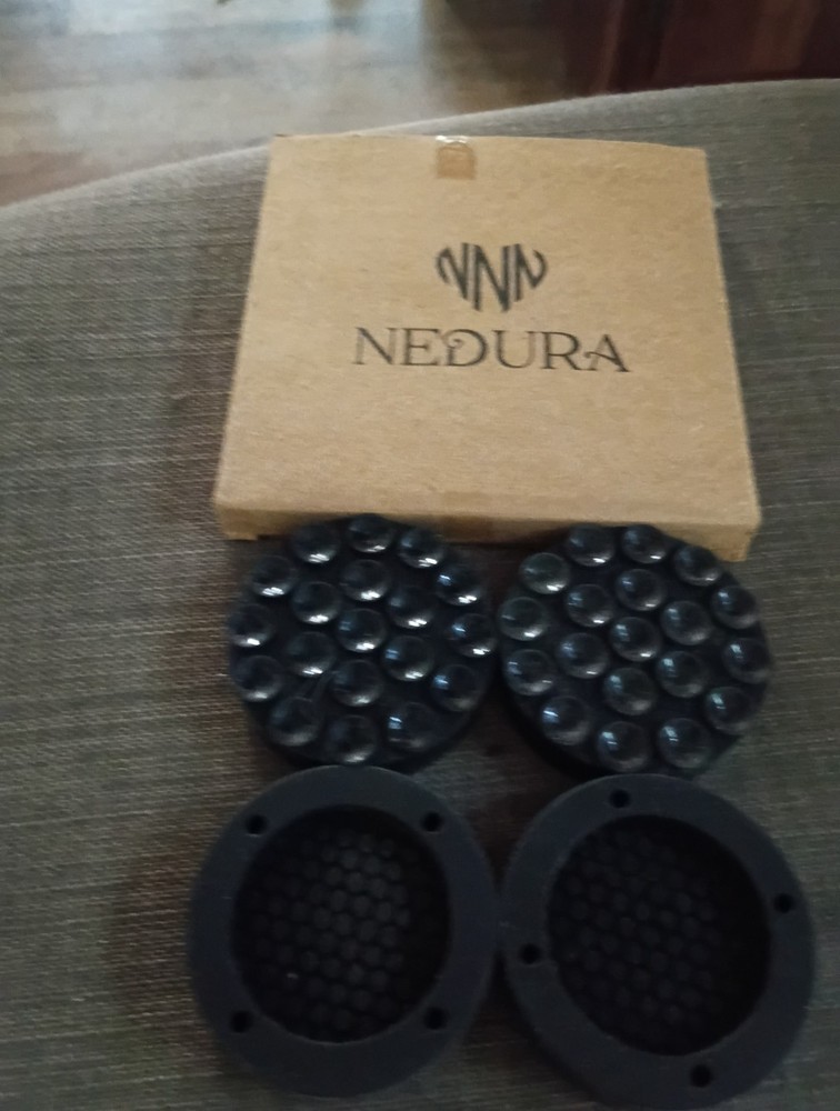 4 Pack Ofnedura anti vibration pads
