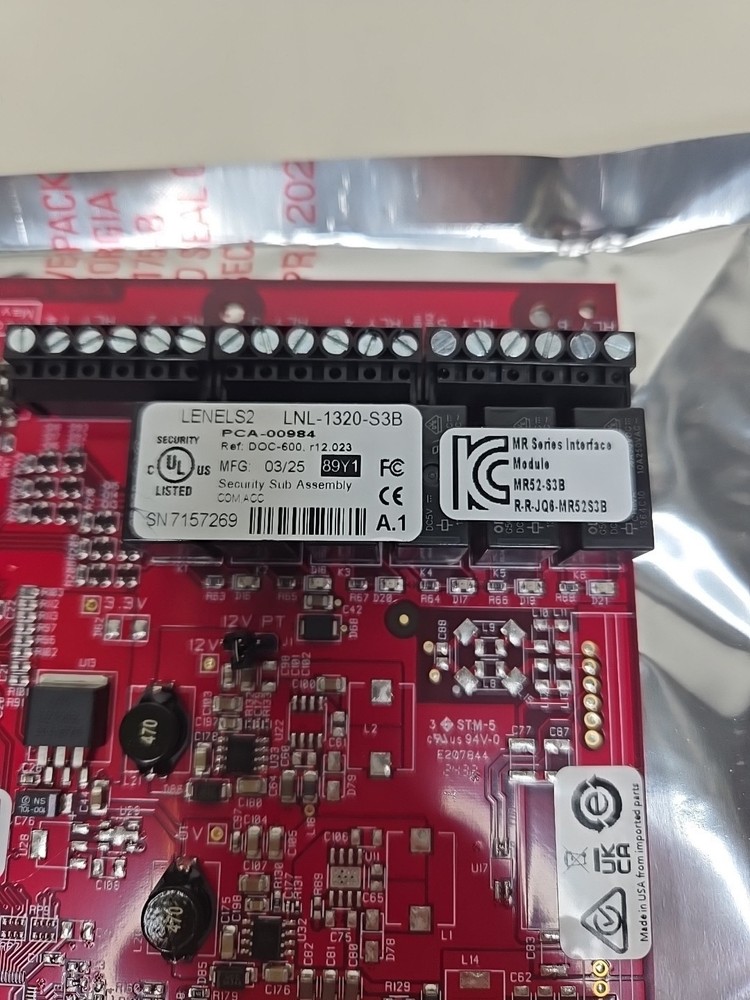 Lenel Series 3 LNL-1320-S3B Dual Reader Interface Module