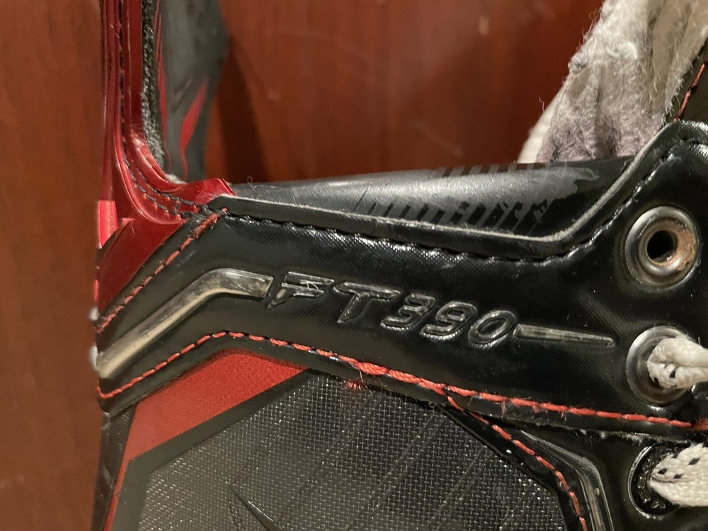 CCM FT390 HOCKEY SKATES SR SIZE 8