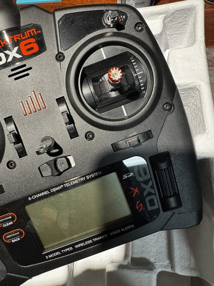 Spektrum DX6 G2 Console Transmitter 2.4GHz Telemetry SPMR6700 (US Version)