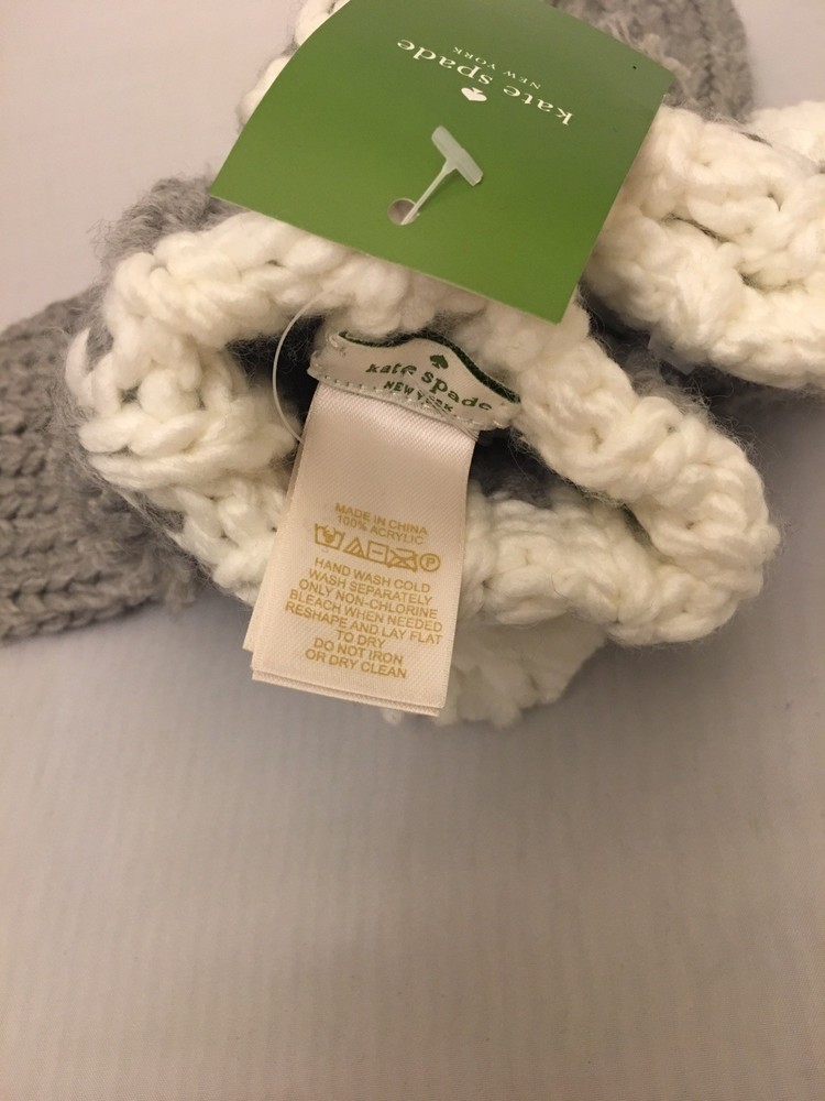 Kate Spade Knit Pom Pom Gray Mittens NWT