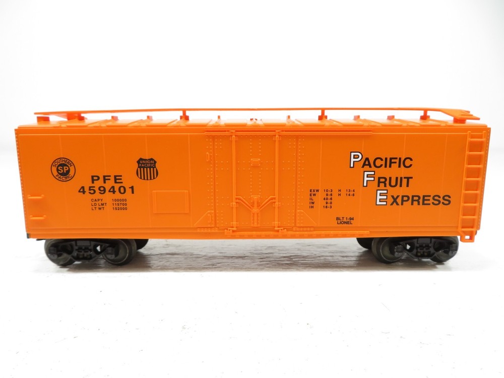 Lionel 6-17306 Pacific Fruit Express Reefer LN