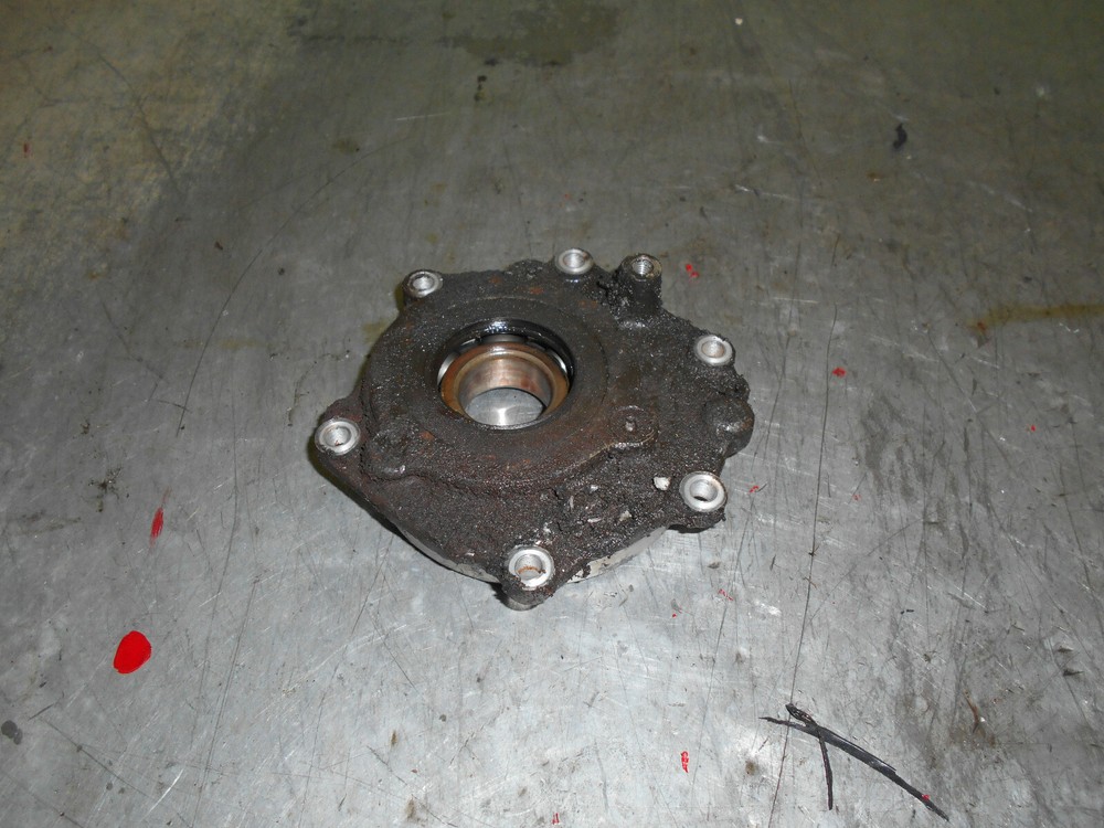 suzuki  gsxr  600 k6   gearbox  end cap
