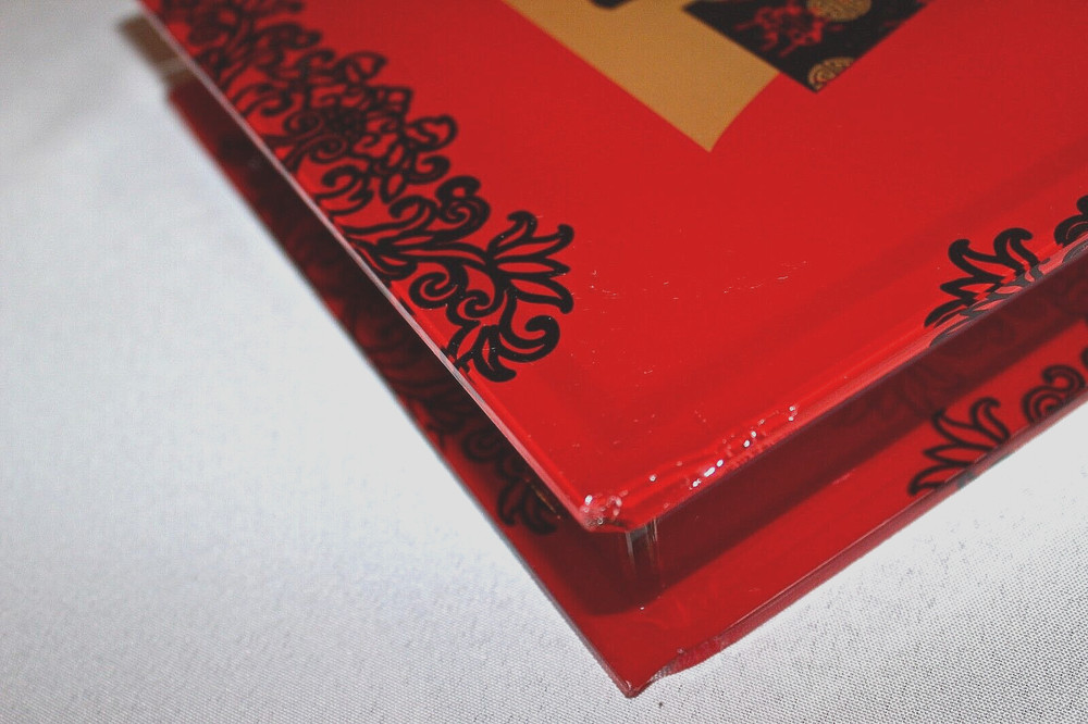 Red Rectangular Glass Vase with painted kimona design Front/back
