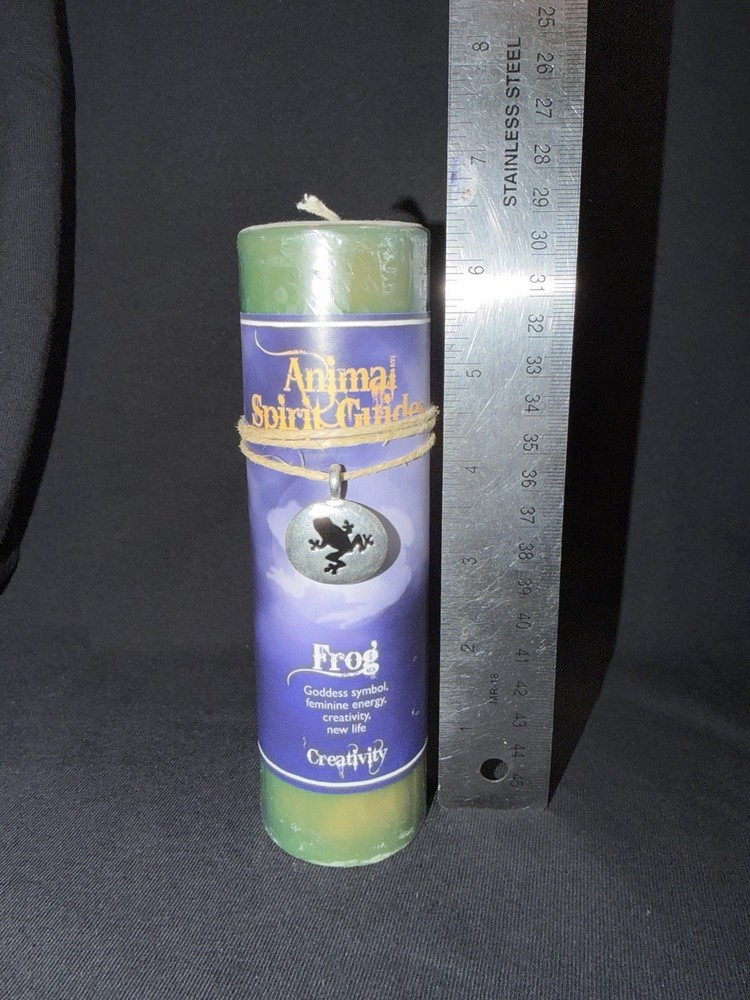 Frog Candle w Pendant