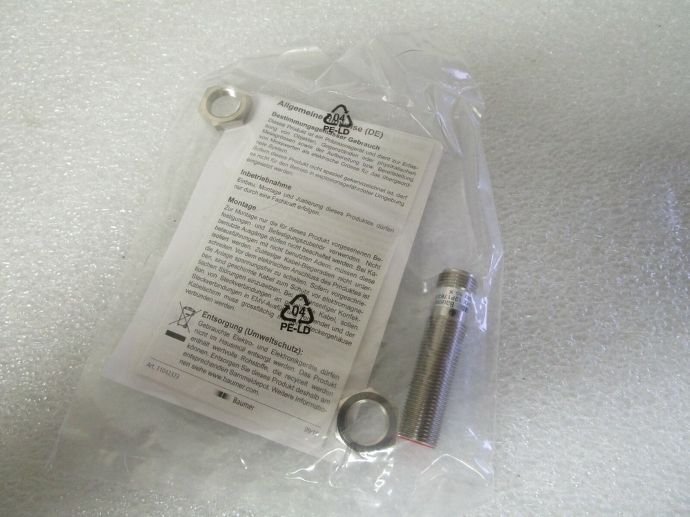 Baumer Inductive Sensor IGYX 12P17B3/S14L PNP Proximity Switch