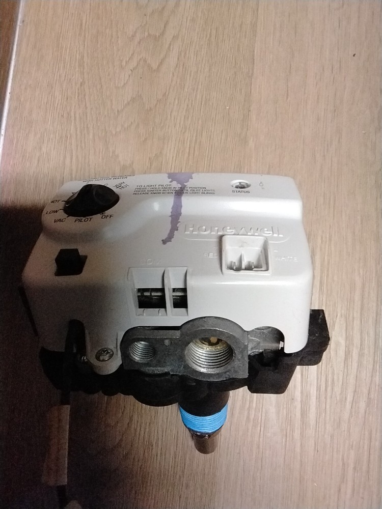 Honeywell Water Heater Gas Valve WV8840C1522 AP16910D 30 Day Warranty FAST SHIP