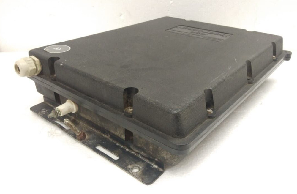 SGC SMARTUNER AUTOMATIC ANTENNA COUPLER  SG-230 SSB MF/HF