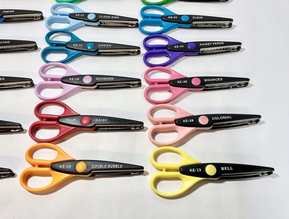 Lot 21 Assorted Kraft Edgers Decorative Edge Scissors for Scrapbooking
