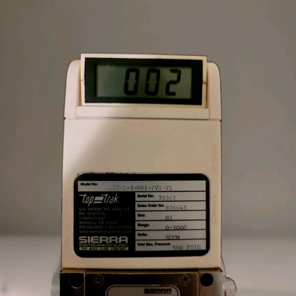 Sierra Instruments 822S TopTrak Mass Flow Meter 0-2000 SCCM O2 Oxygen