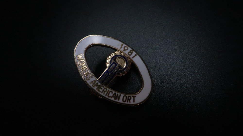 Vintage 1981 Womens American ORT Pin BB4