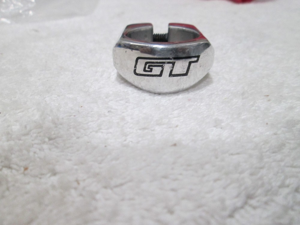 nos bmx Gt seat post clamp silver 28.6