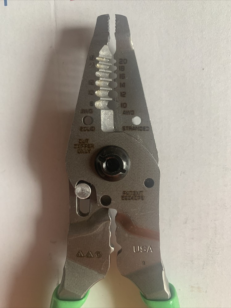 Snap-on Wire Stripper/ Cutter/ Crimper And Bolt Cutter. Green