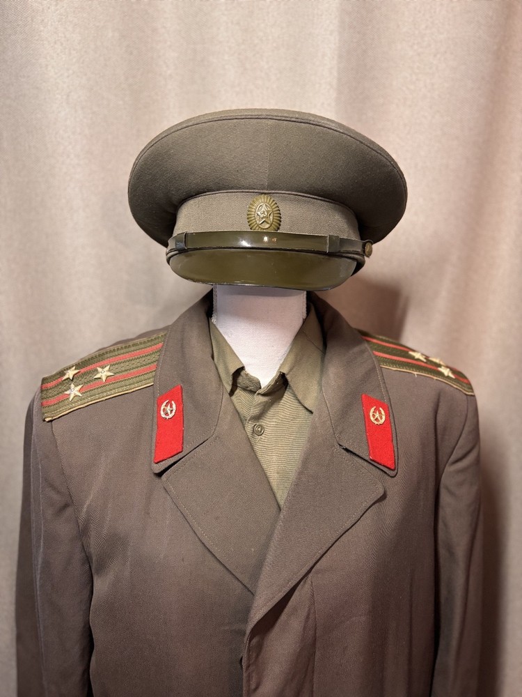 Soviet Army Officer Uniform – Motorized Rifle Troops