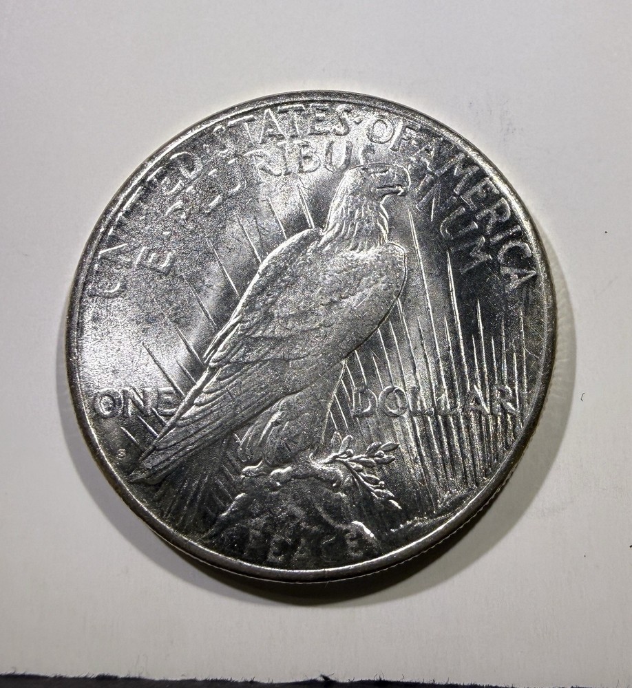 1922-S Silver Peace Dollar MS GEM UNC Blast White Clean Fields And Cheek